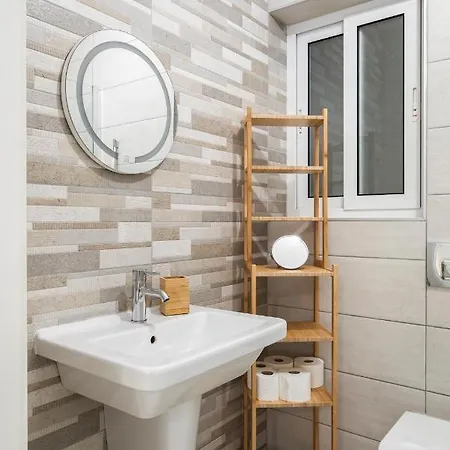 Spacious, Modern & Cosy 2 Bedroom 2 Bathroom - St. Julians San Ġiljan